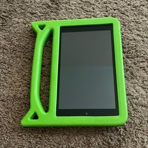 Amazon Fire HD 8th Generation Tablet with case
